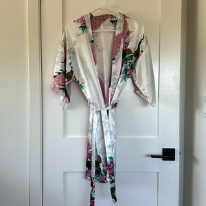 Floral Satin Robe ONE SIZE
